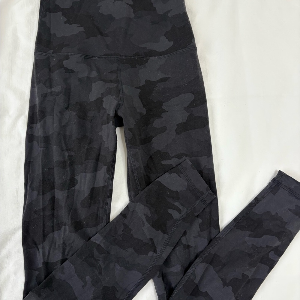Lululemon Athletica Black Camo Leggings